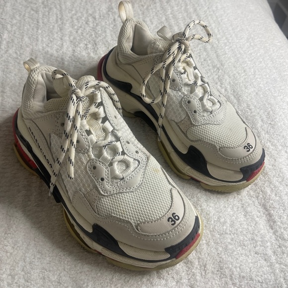 Balenciaga Triple S Sneakers Black/ Red/ White/ Grey - Picture 2 of 4